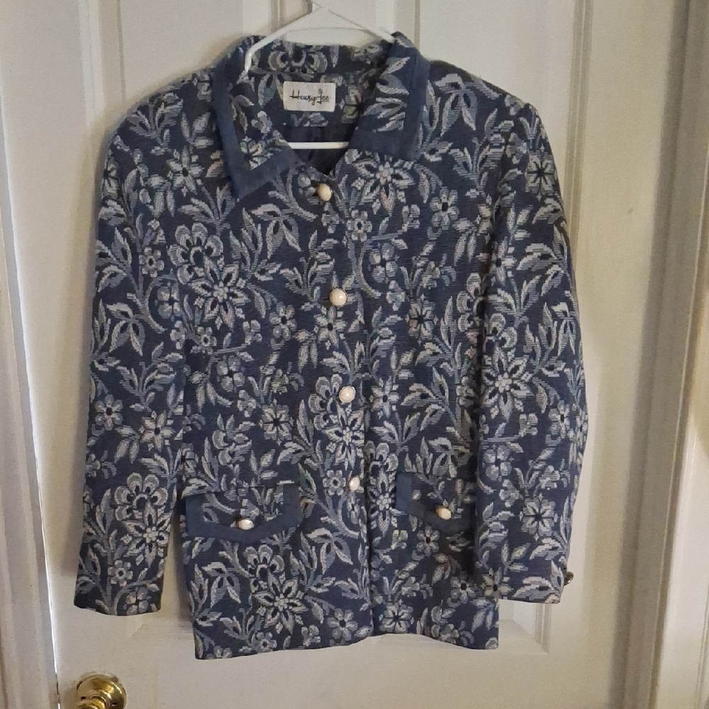 Alfred Dunner Blue and White Patterned Blazer